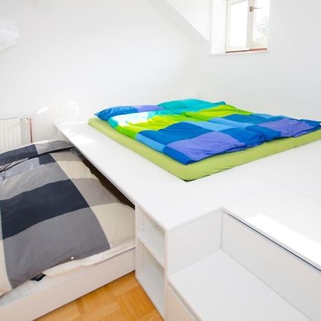 The Cute, Sunny Apartment In The Center +P Liubliana Exterior foto